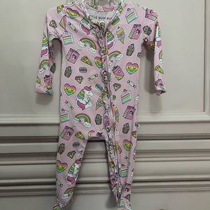Bums & Roses footie Ruffle Pajamas 6-9M